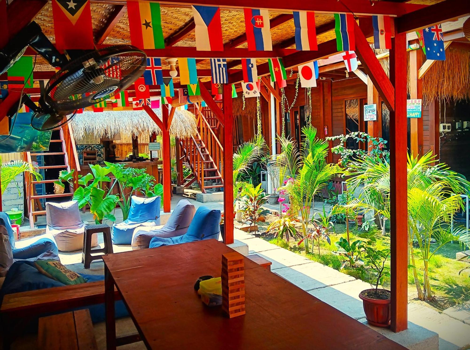 Good Vibes Bungalows ギリ・トラワンガン エクステリア 写真