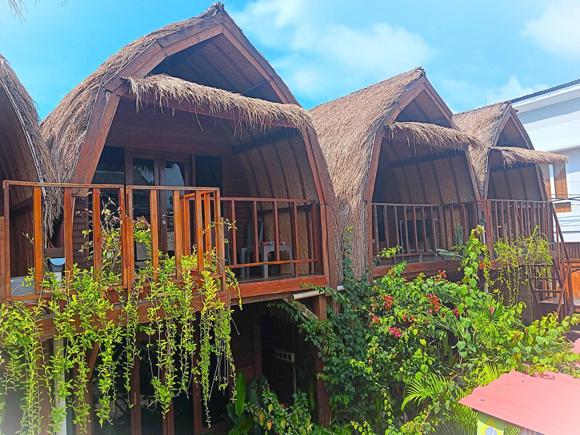 Good Vibes Bungalows ギリ・トラワンガン エクステリア 写真