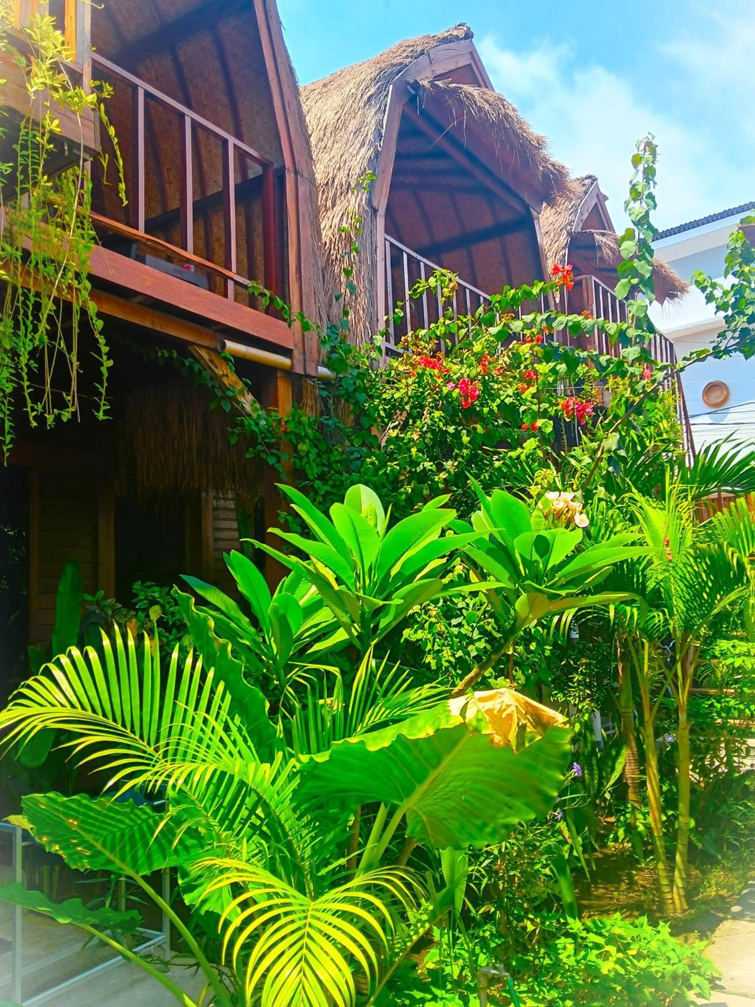 Good Vibes Bungalows ギリ・トラワンガン エクステリア 写真